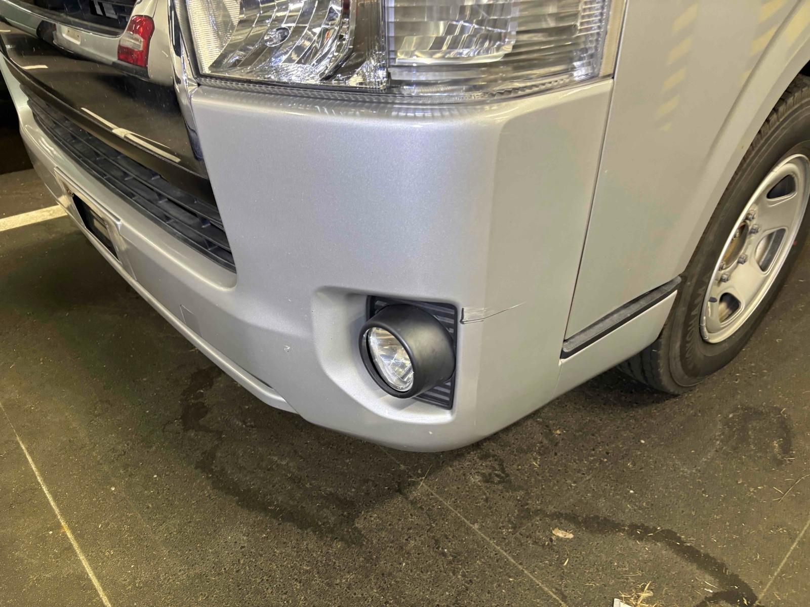 TOYOTA HIACE VAN LONGDX GL PACKAGE Image 17