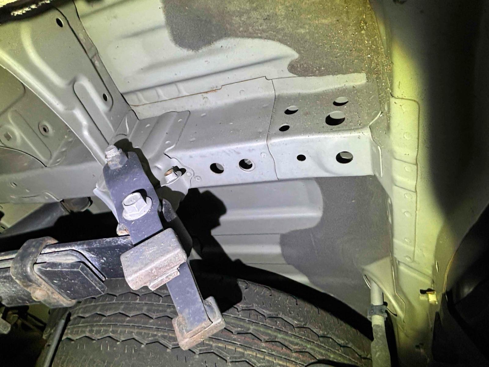TOYOTA HIACE VAN LONGDX GL PACKAGE Image 29