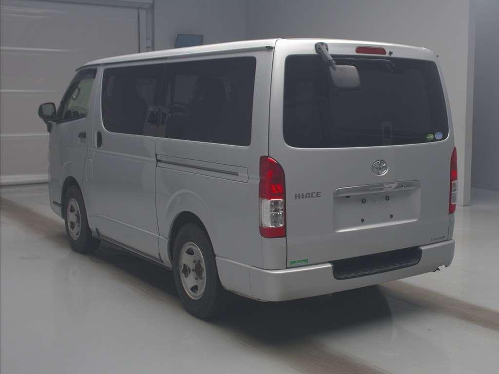 TOYOTA HIACE VAN LONGDX GL PACKAGE Image 5