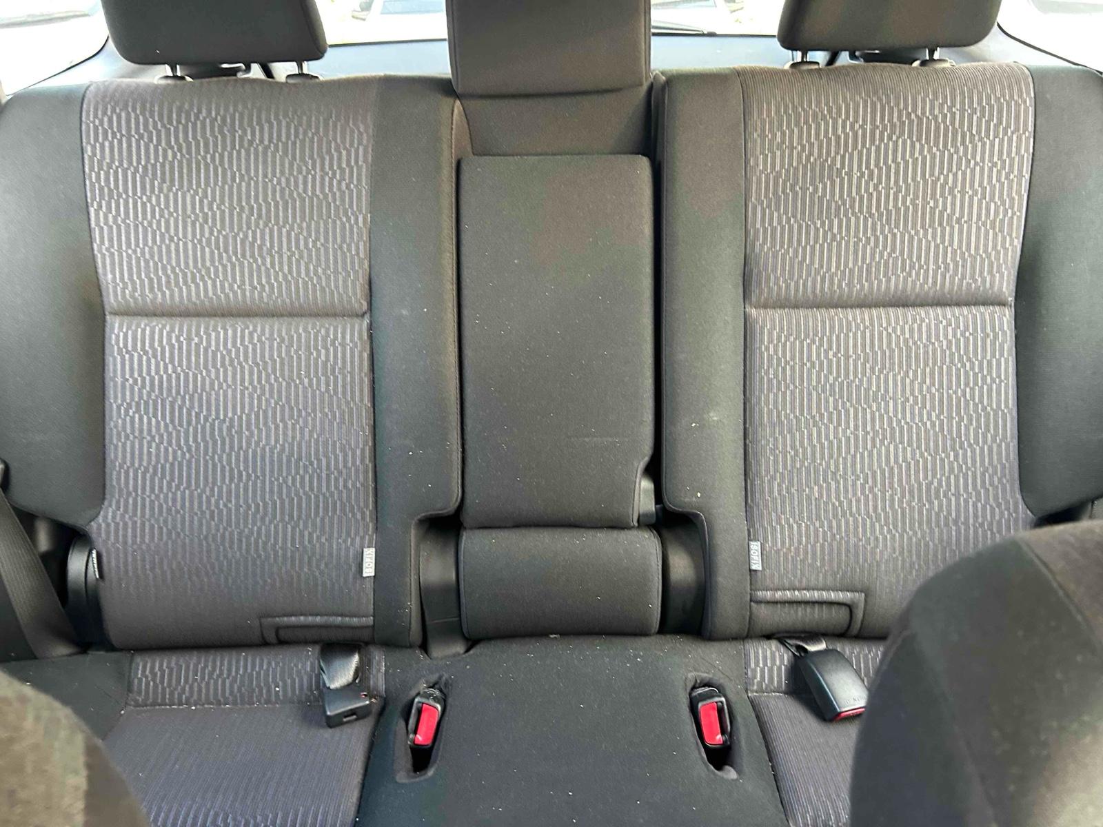 TOYOTA COROLLA FIELDER HYBRID Image 20