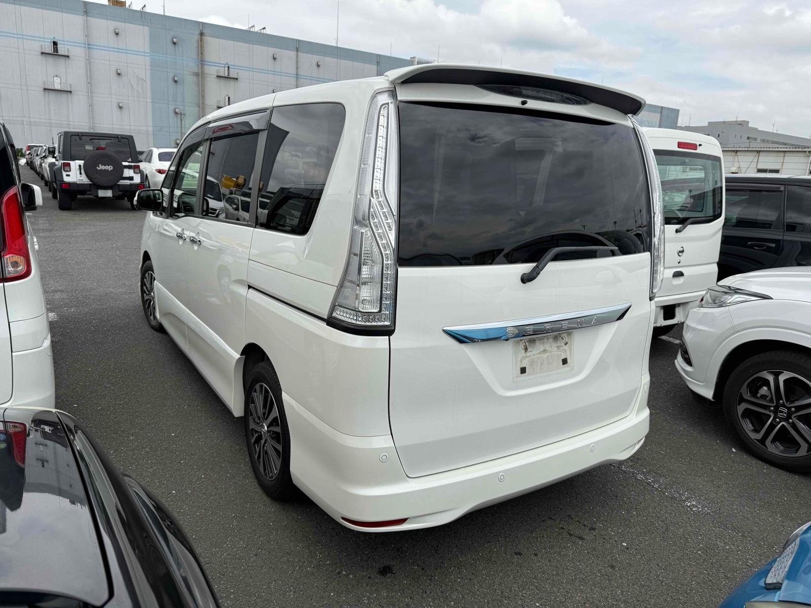 NISSAN SERENA HIGHWAY STAR S-HV ADVANCED SAFETY PACKAGE Image 2