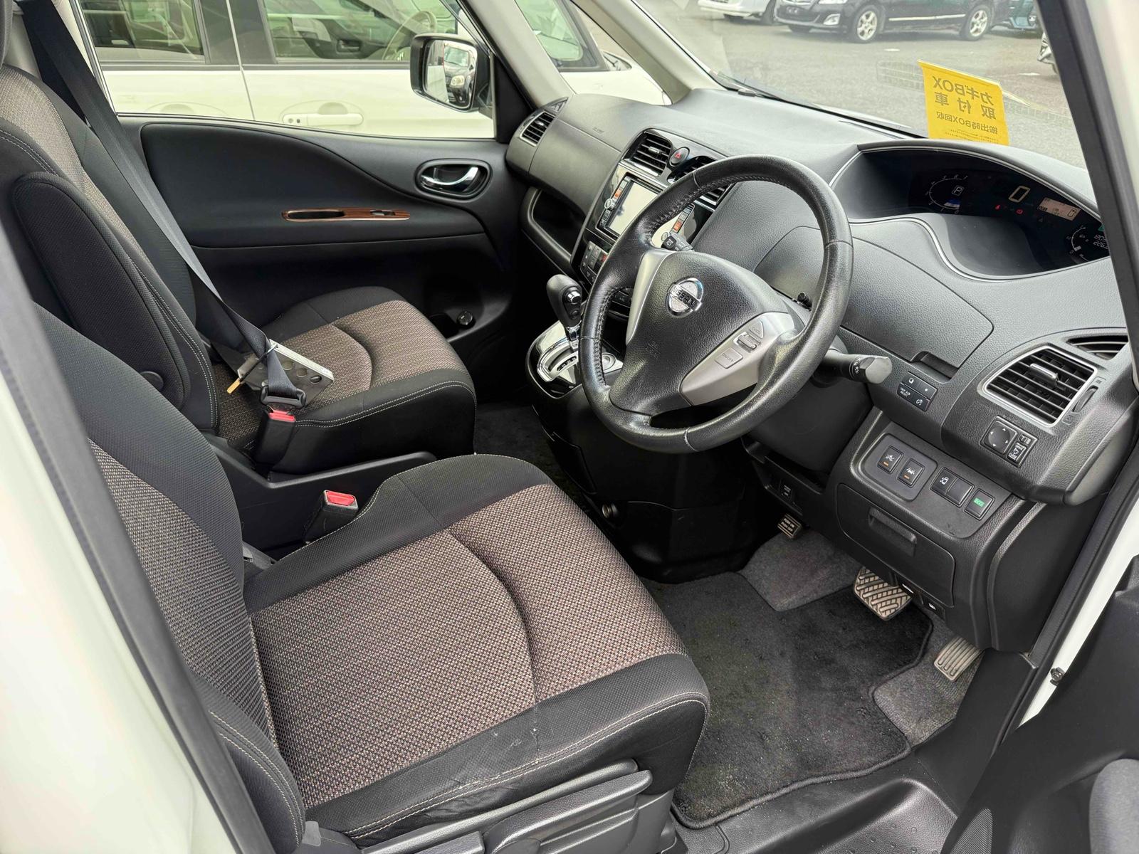 NISSAN SERENA HIGHWAY STAR S-HV ADVANCED SAFETY PACKAGE Image 3
