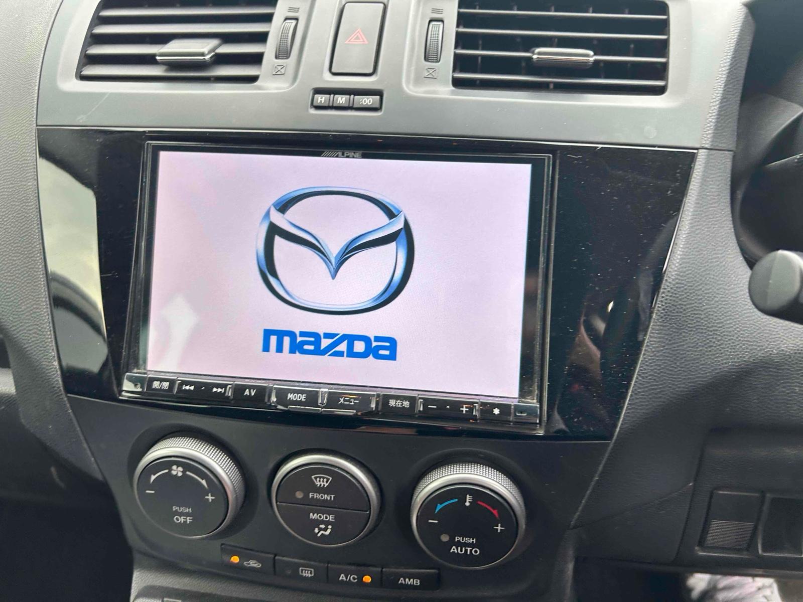 MAZDA PREMACY 20S- SKYACTIVE Image 9
