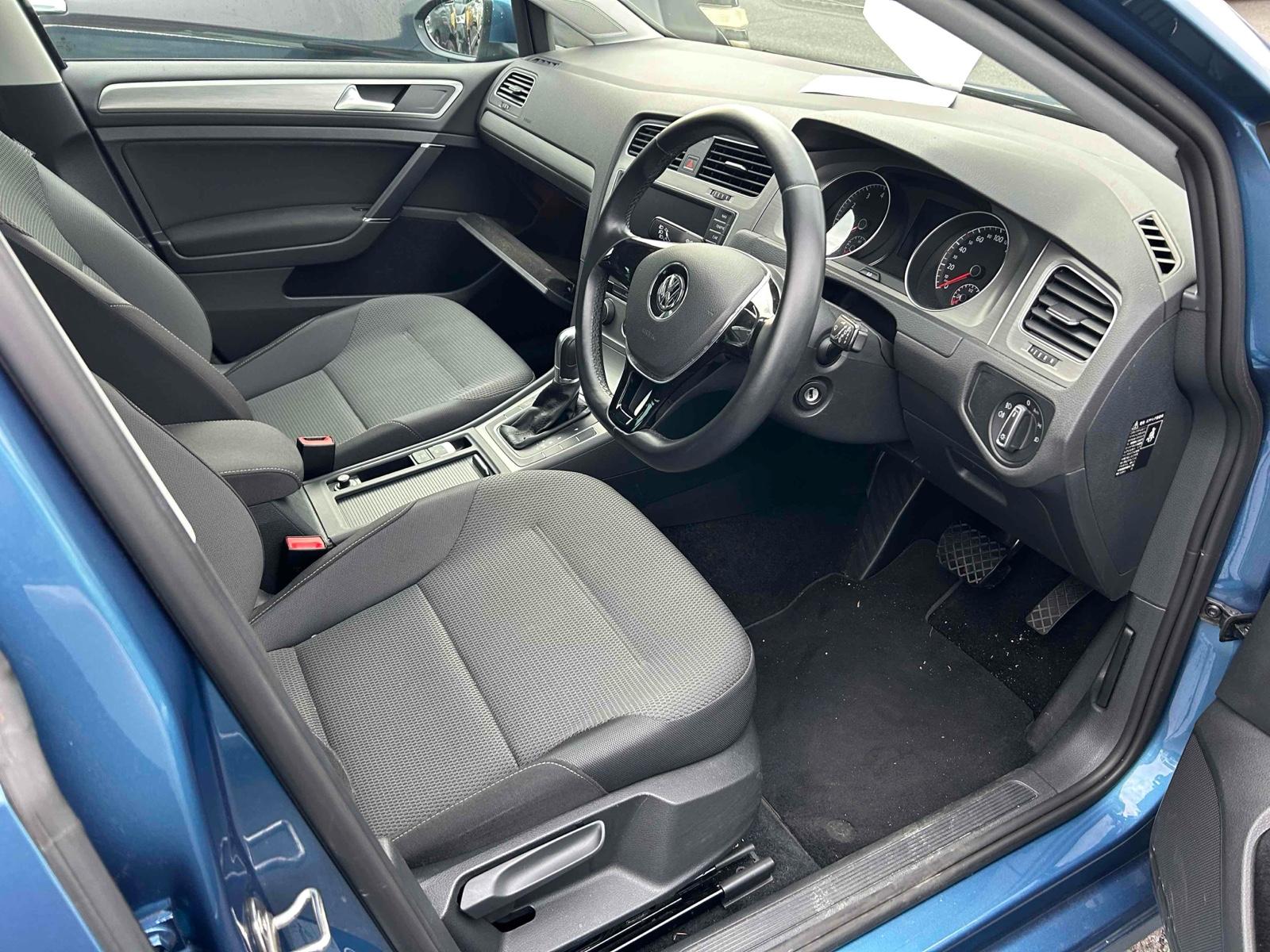 VOLKSWAGEN GOLF VARIANT TSI COMFORT LINE Image 9