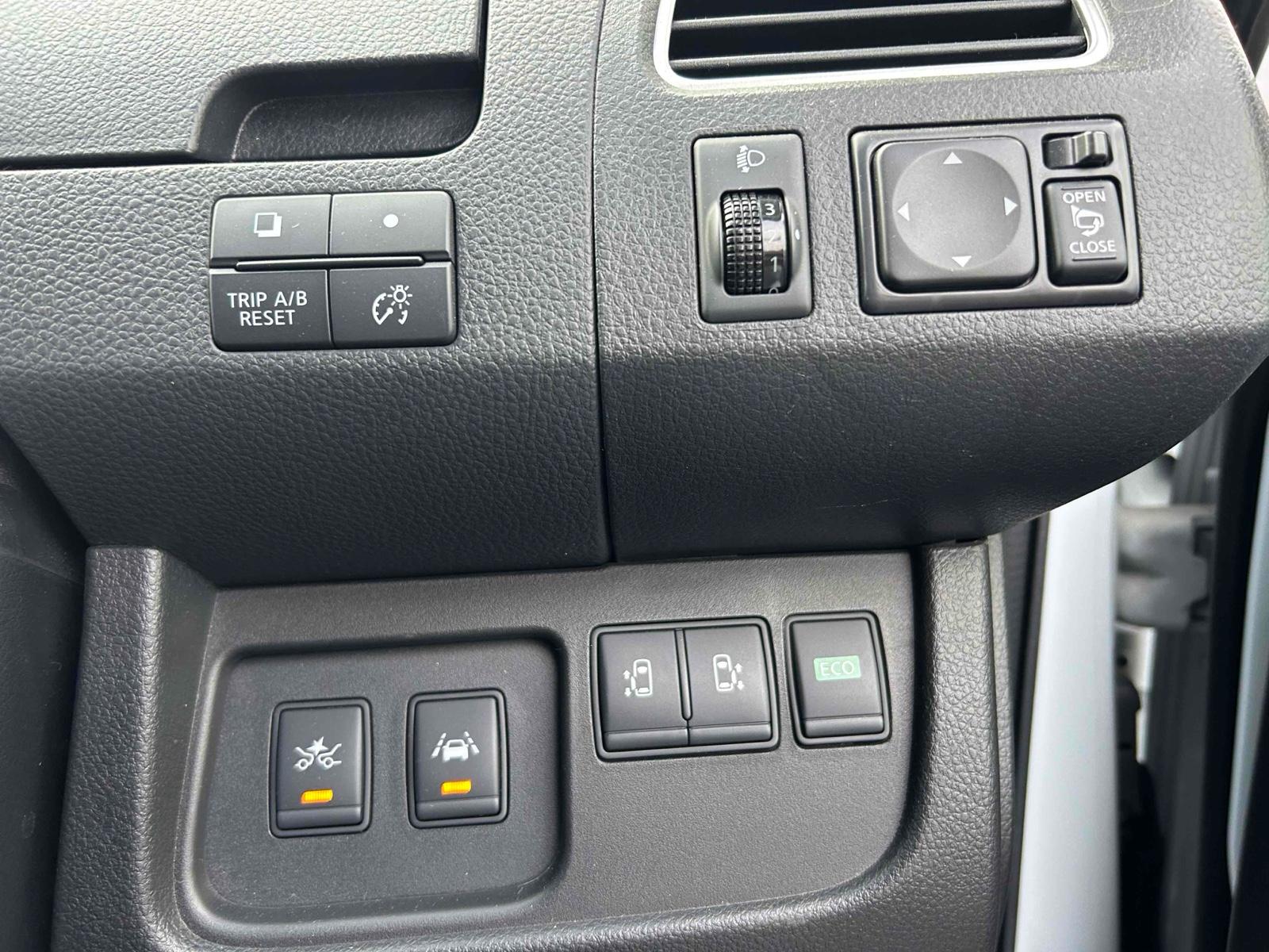 NISSAN SERENA S-HV ADVANCED SAFTY P Image 12
