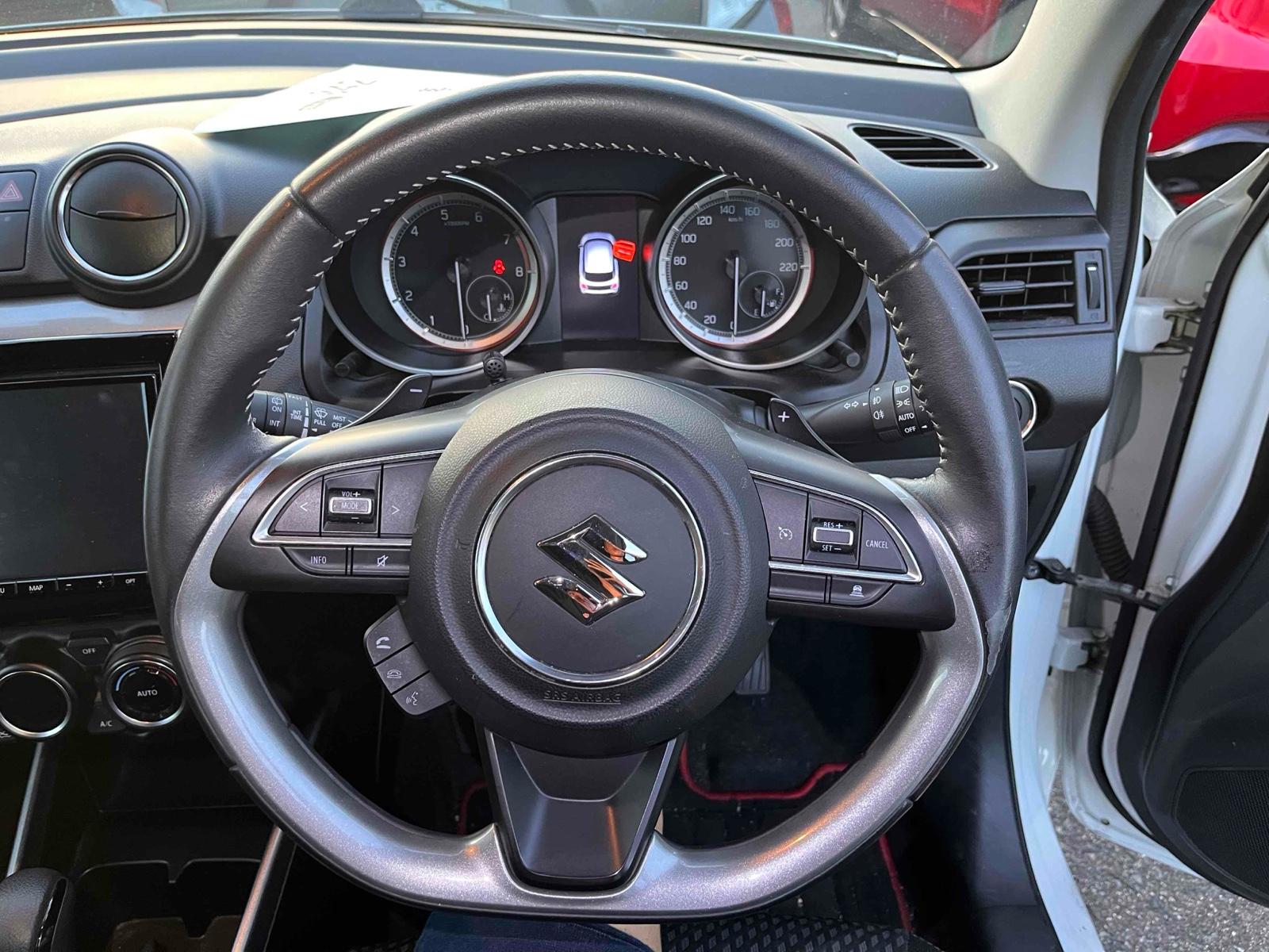 SUZUKI SWIFT  Image 9