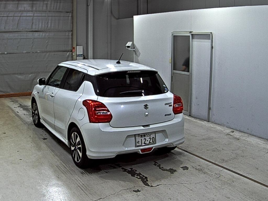 SUZUKI SWIFT  Image 4