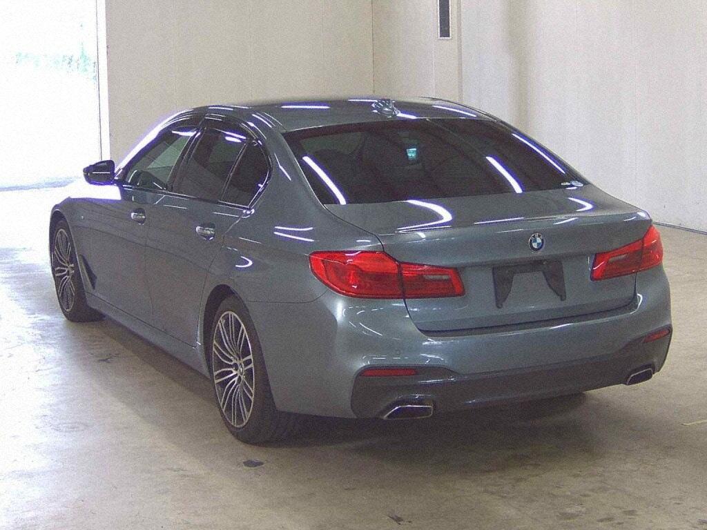 BMW 523I M-SPORT  Image 2