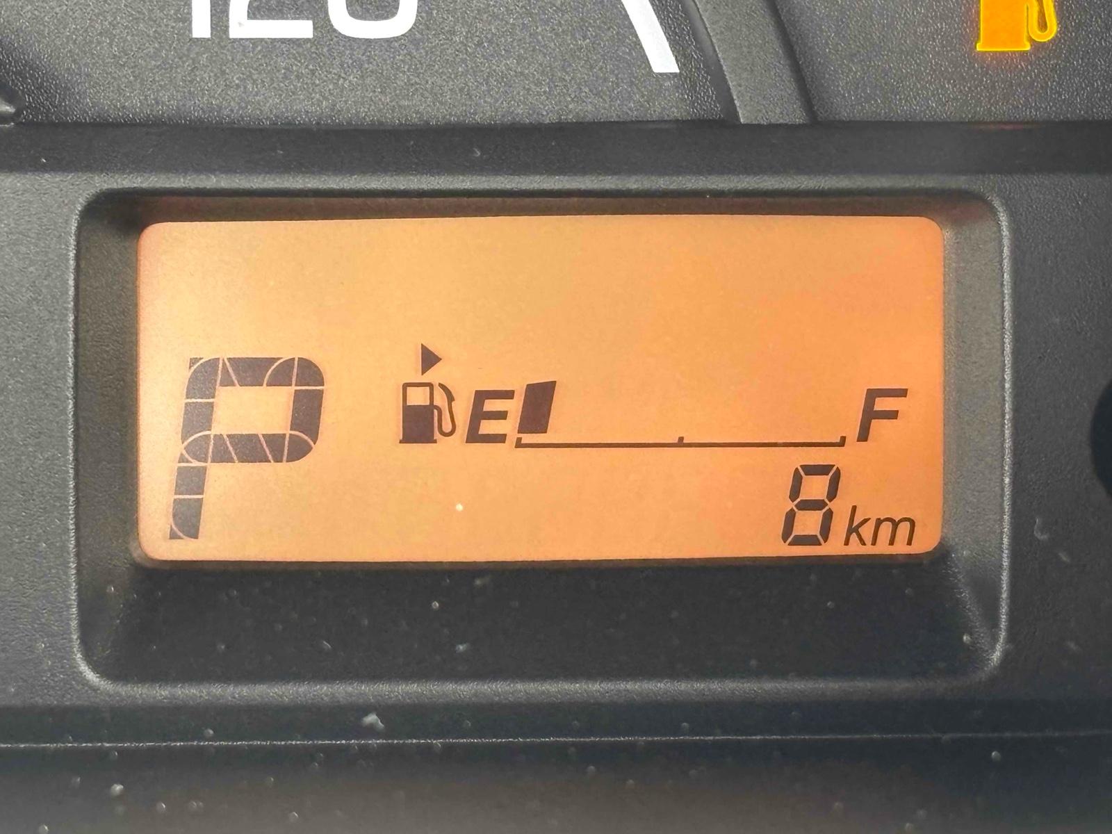 SUZUKI CARRY TRUCK 4WD KC AIR CONDITIONING POWER STEE Image 6