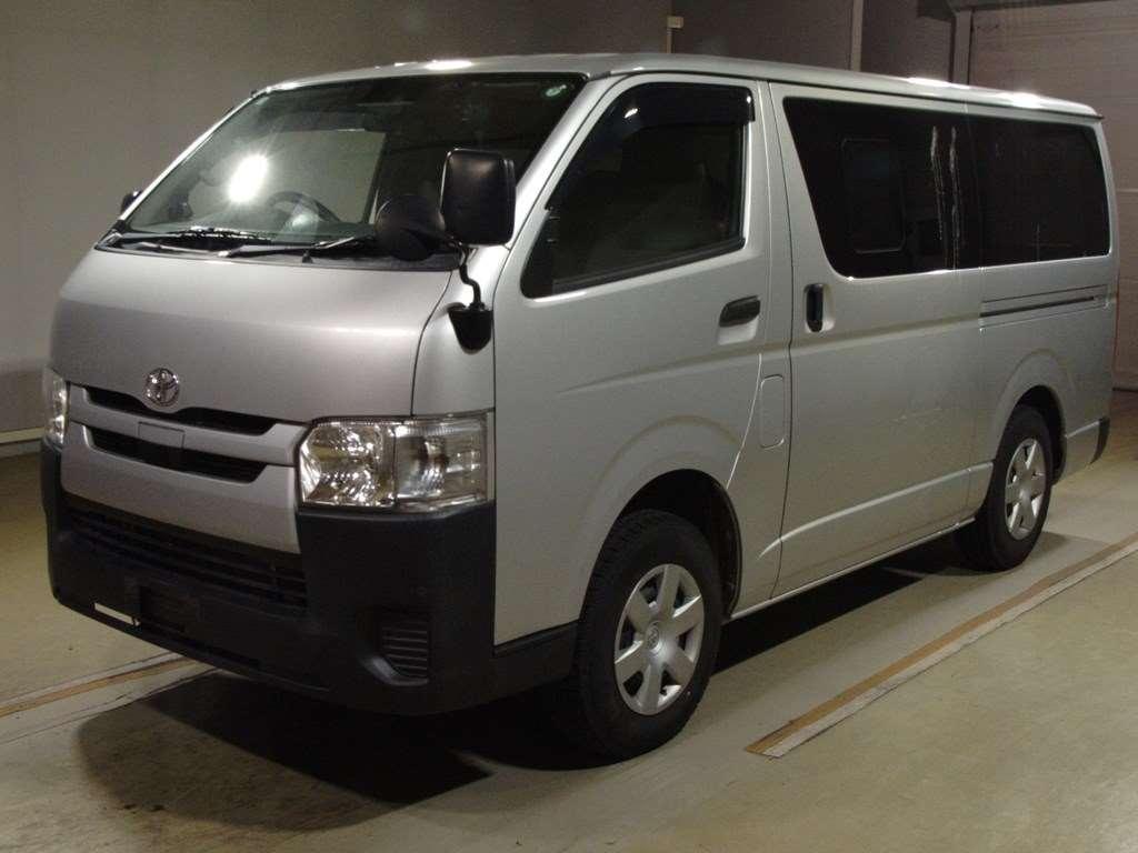 2018 Toyota HIACE 116,000 km