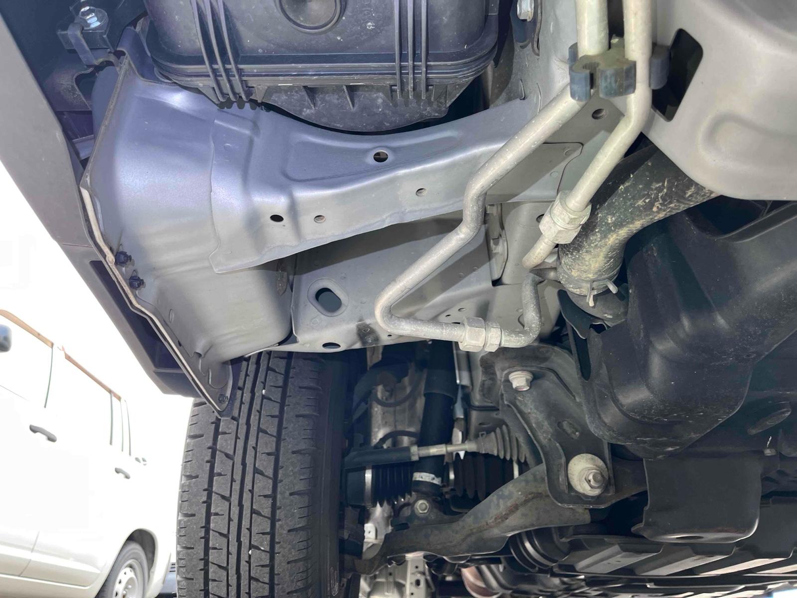 TOYOTA HIACE VAN LONGDX 4WD Image 26