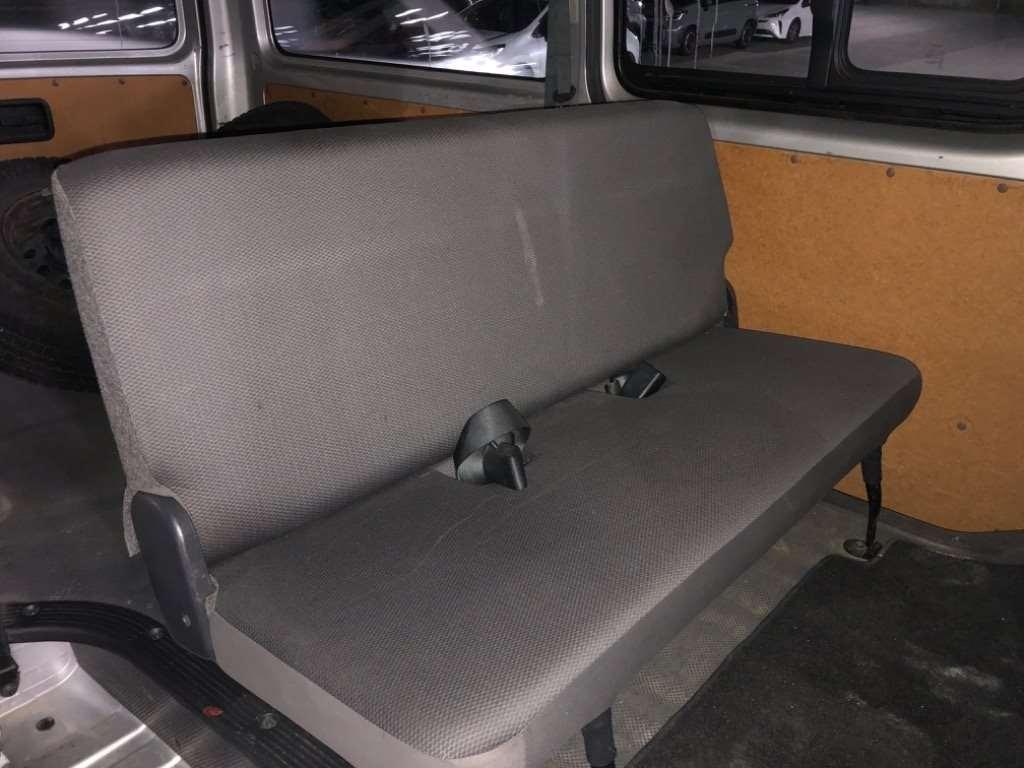TOYOTA HIACE VAN LONGDX 4WD Image 7