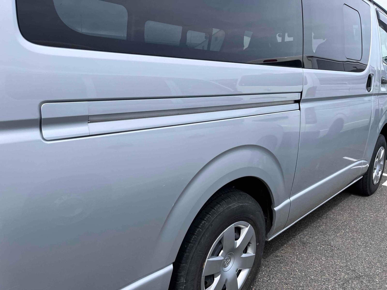 TOYOTA HIACE VAN LONGDX 4WD Image 29