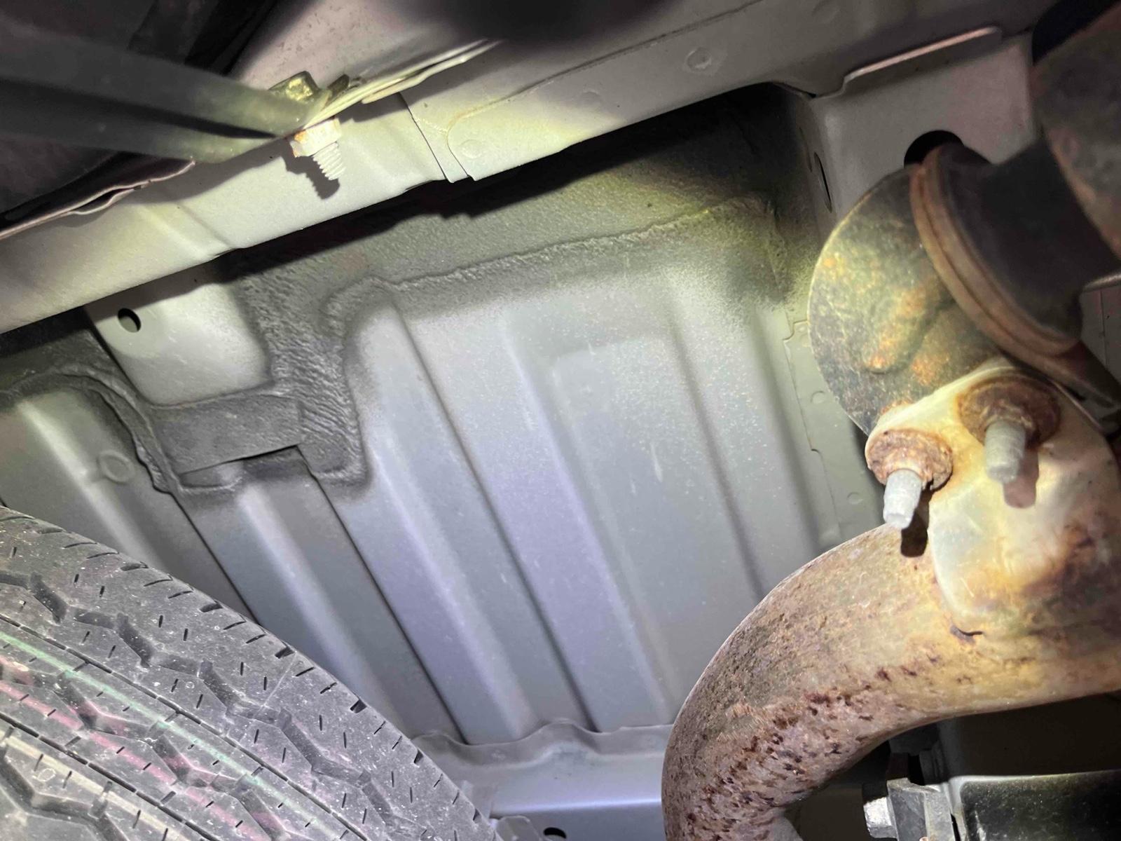 TOYOTA HIACE VAN LONGDX 4WD Image 37