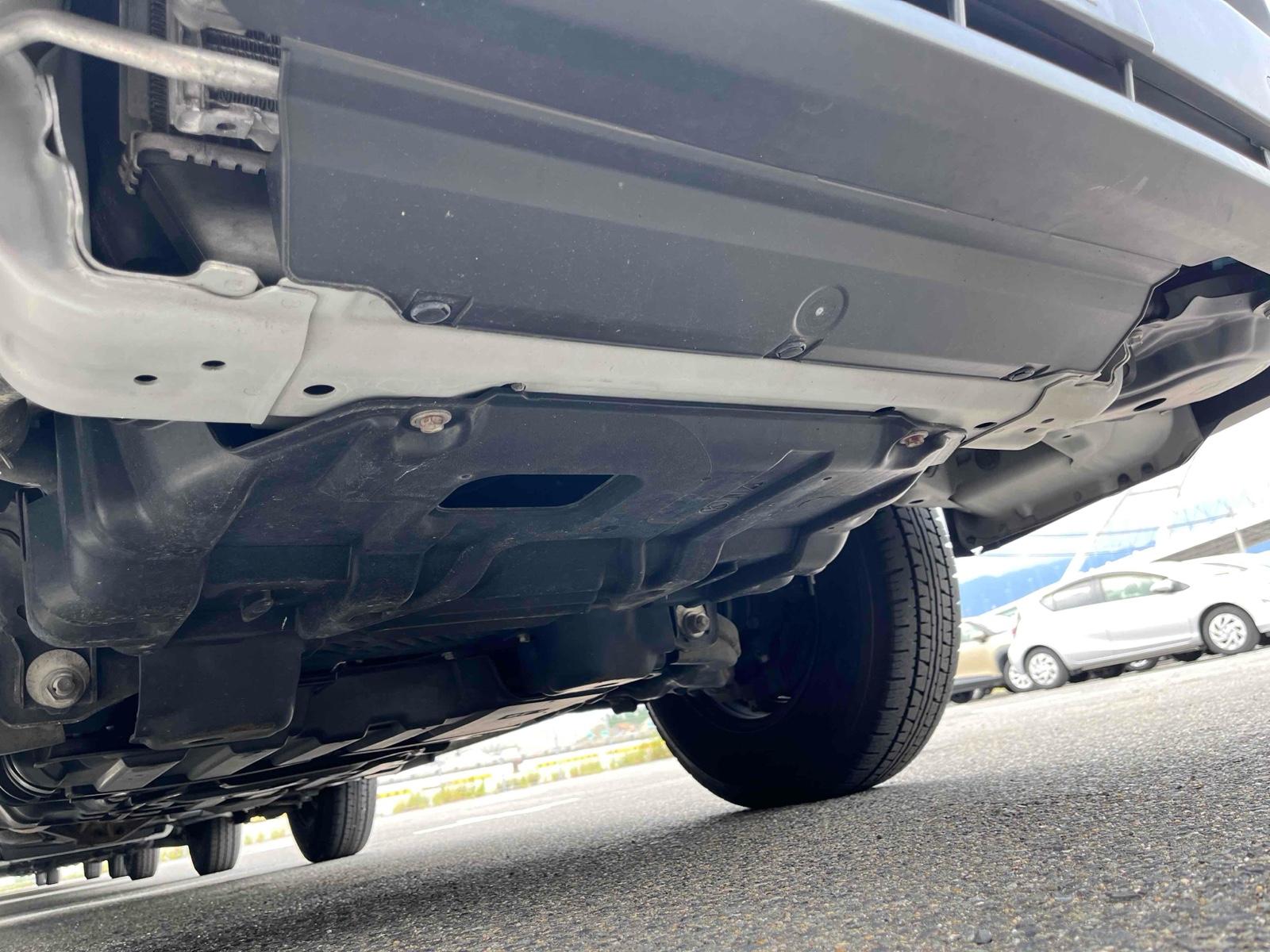 TOYOTA HIACE VAN LONGDX 4WD Image 24