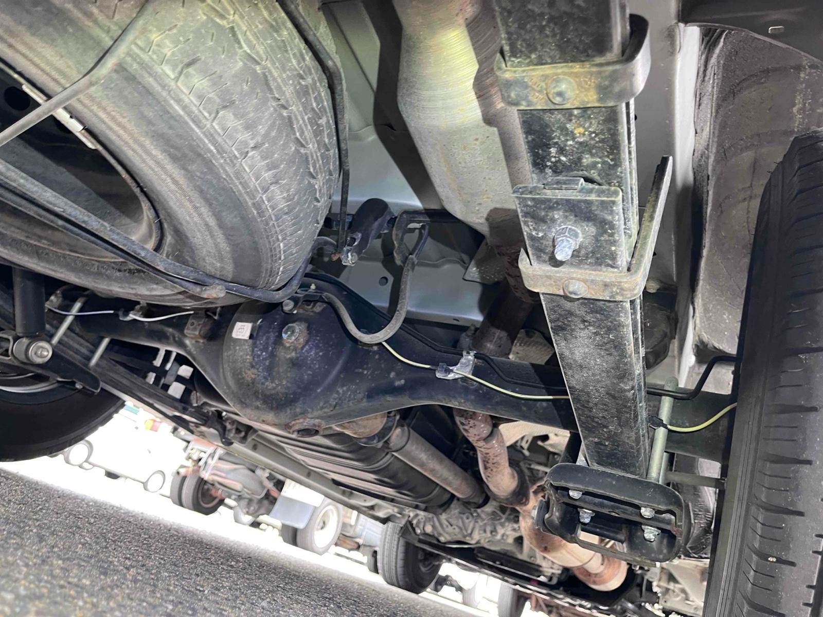 TOYOTA HIACE VAN LONGDX 4WD Image 40