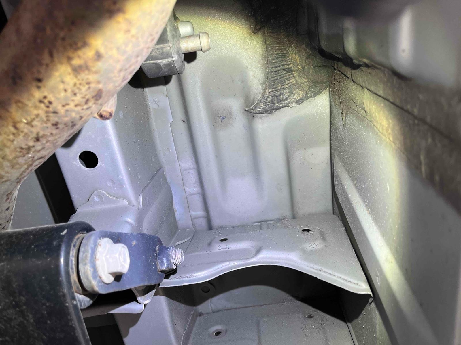 TOYOTA HIACE VAN LONGDX 4WD Image 39