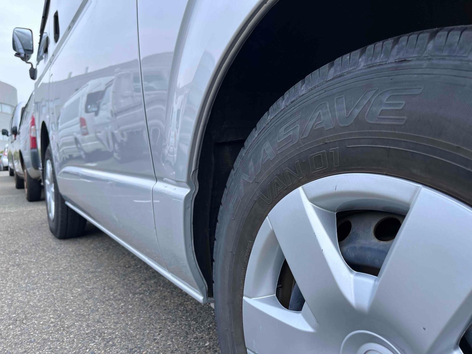 TOYOTA HIACE VAN LONGDX 4WD Image 46