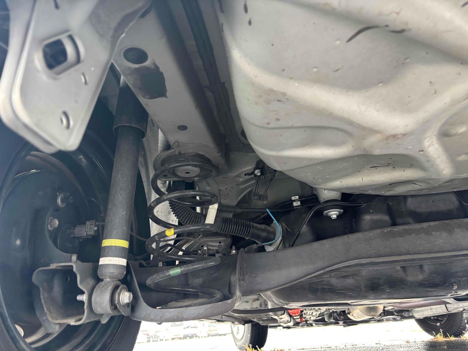 TOYOTA YARIS HYBRID X Image 29