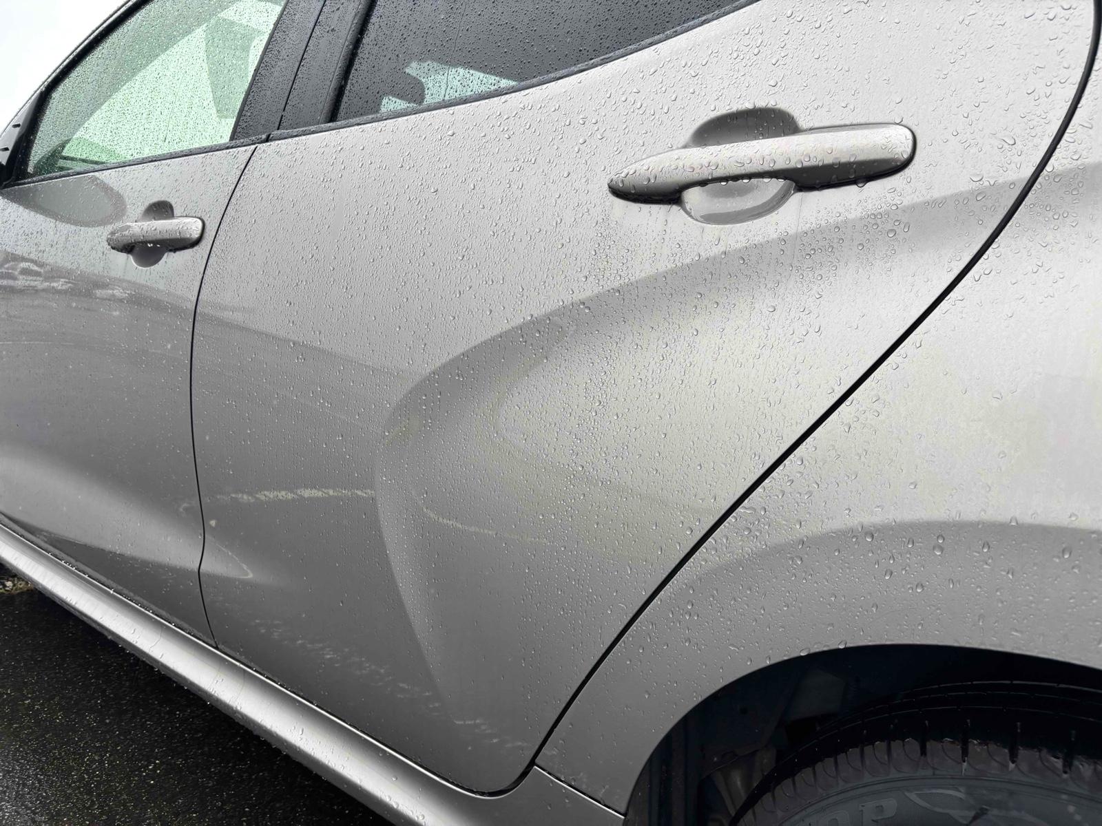 TOYOTA YARIS HYBRID X Image 20