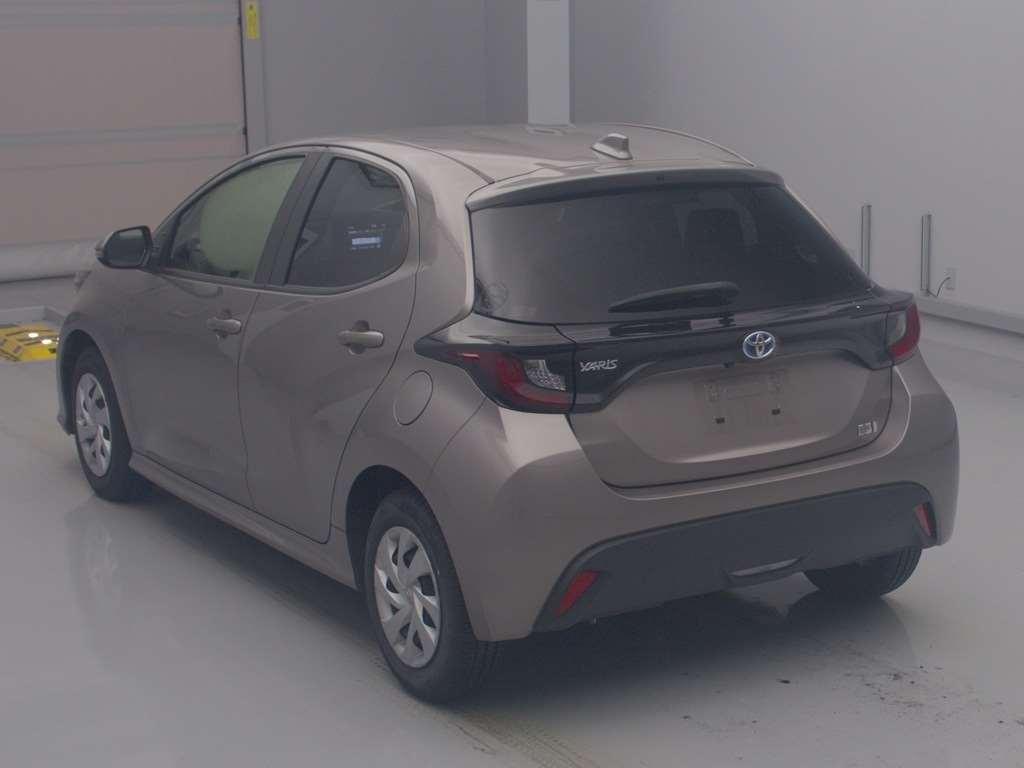 TOYOTA YARIS HYBRID X Image 7
