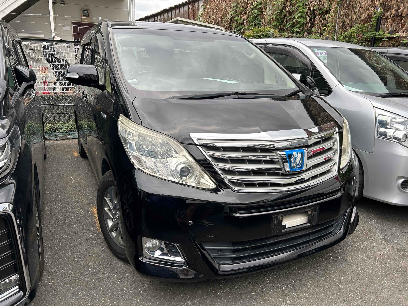 TOYOTA ALPHARD HYBRID X 4WD Image 9