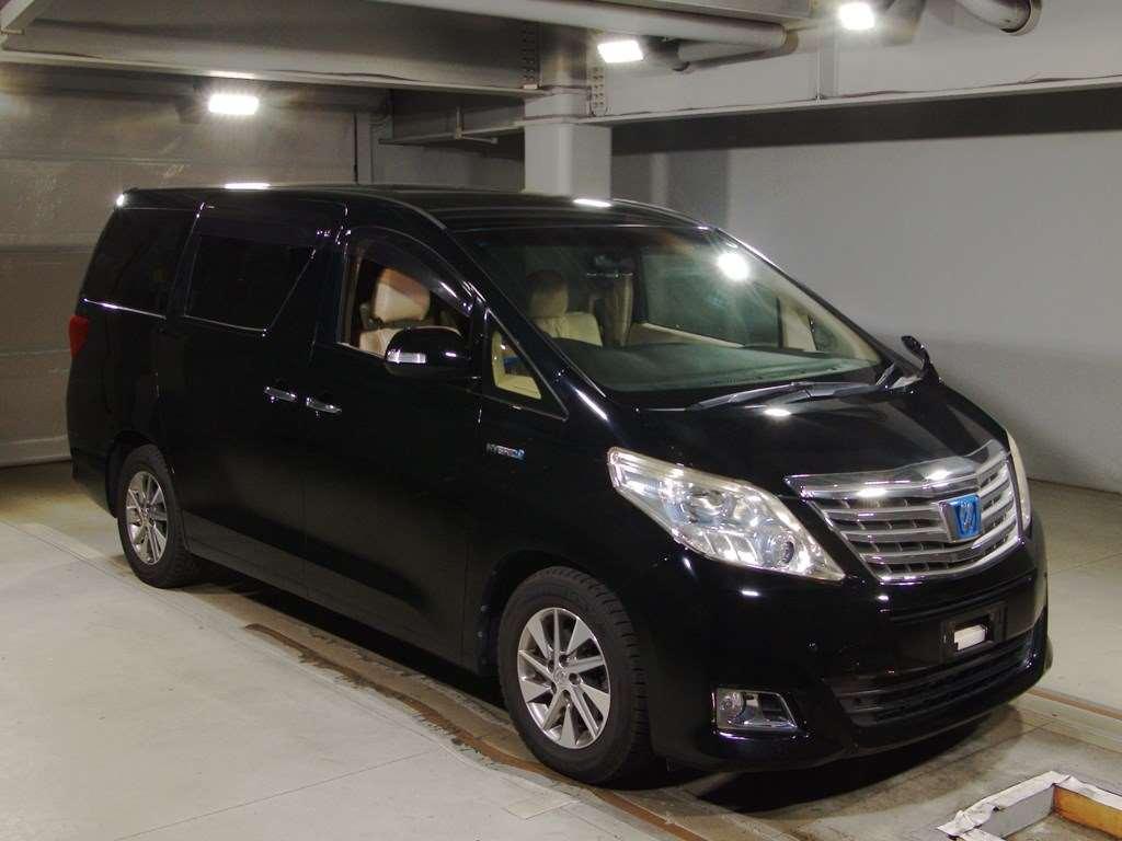 TOYOTA ALPHARD HYBRID X 4WD Image 4
