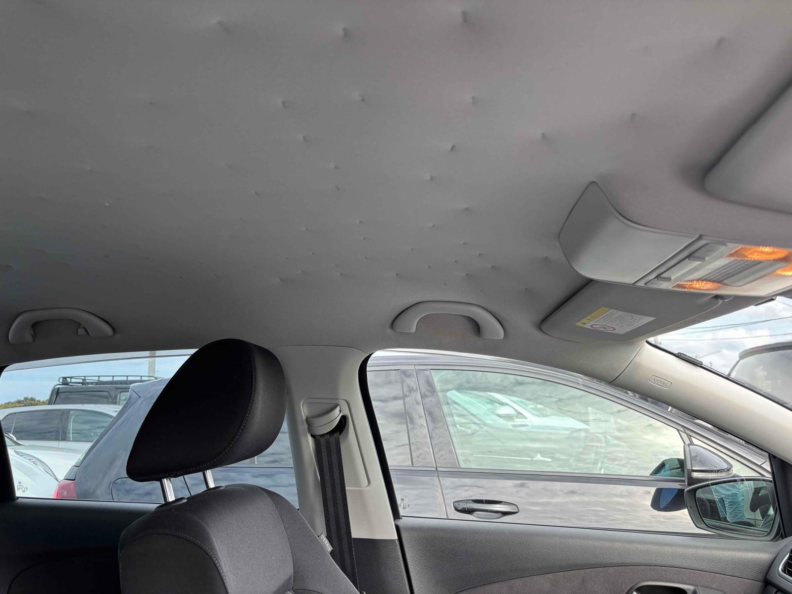 VOLKSWAGEN POLO TSI HIGH LINE Image 5