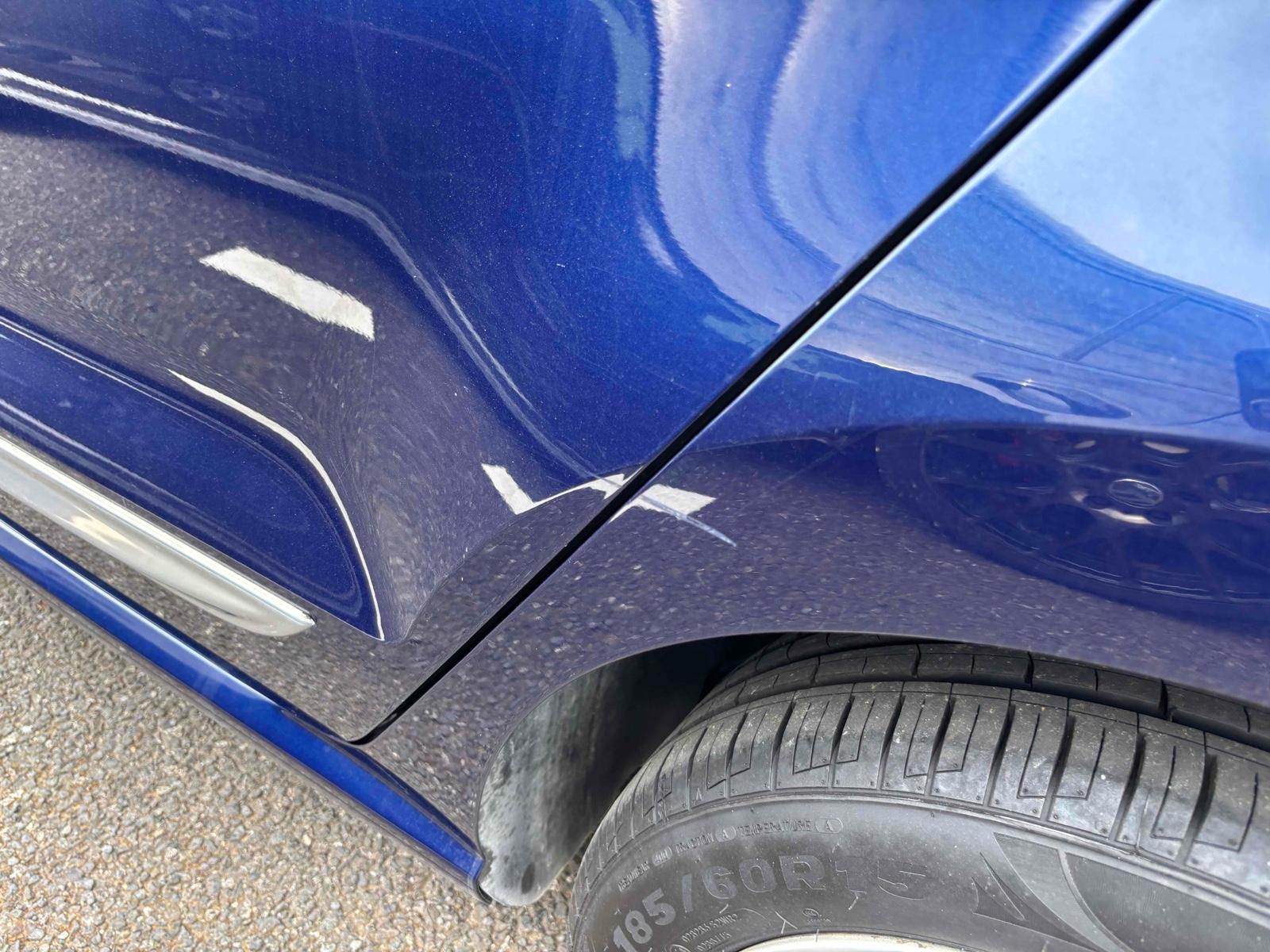 VOLKSWAGEN POLO TSI HIGH LINE Image 8