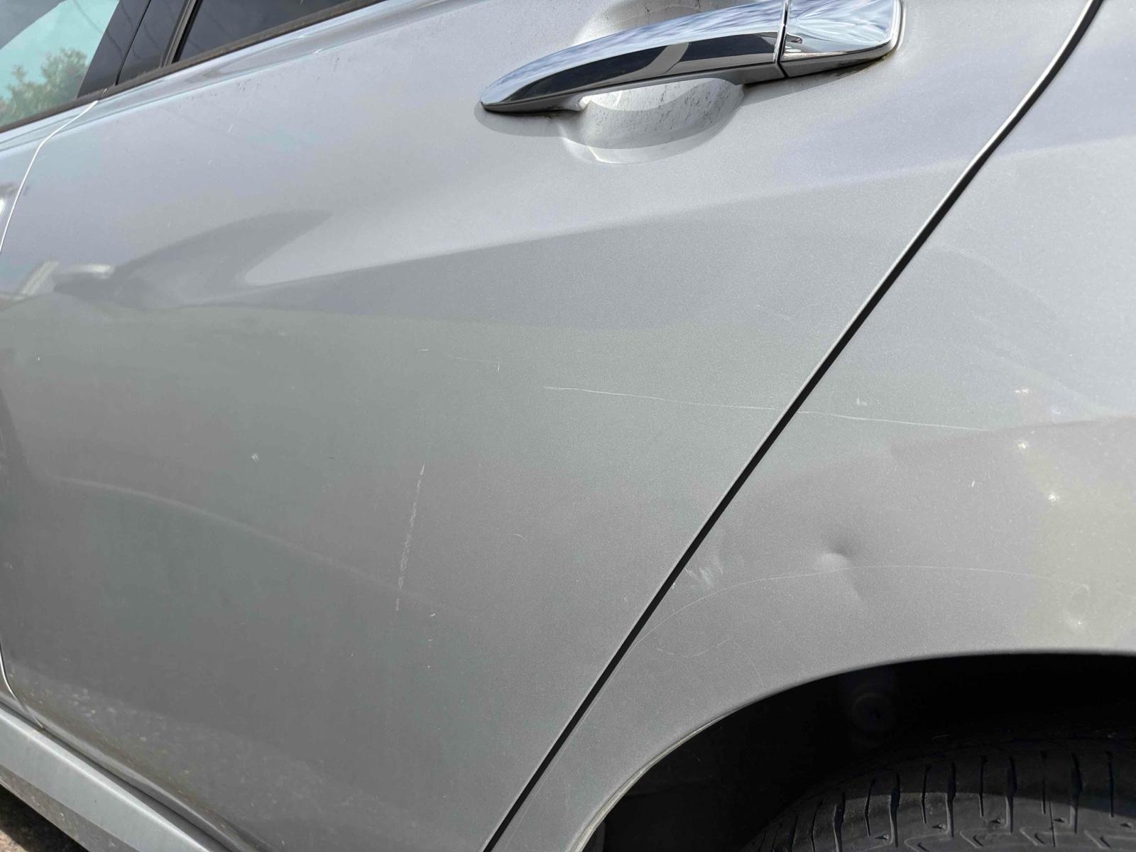 NISSAN LEAF X Image 19
