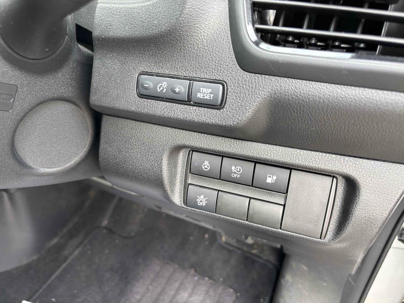 NISSAN LEAF X Image 4