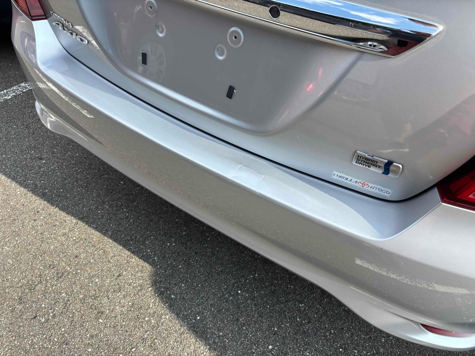 TOYOTA COROLLA AXIO HYBRID Image 10