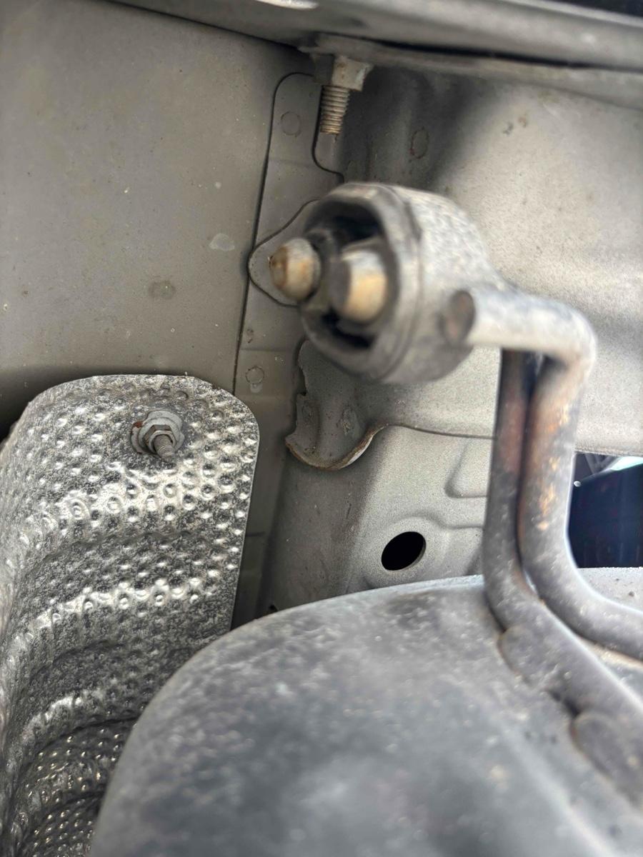 TOYOTA AQUA G BLACK LEATHER Image 20