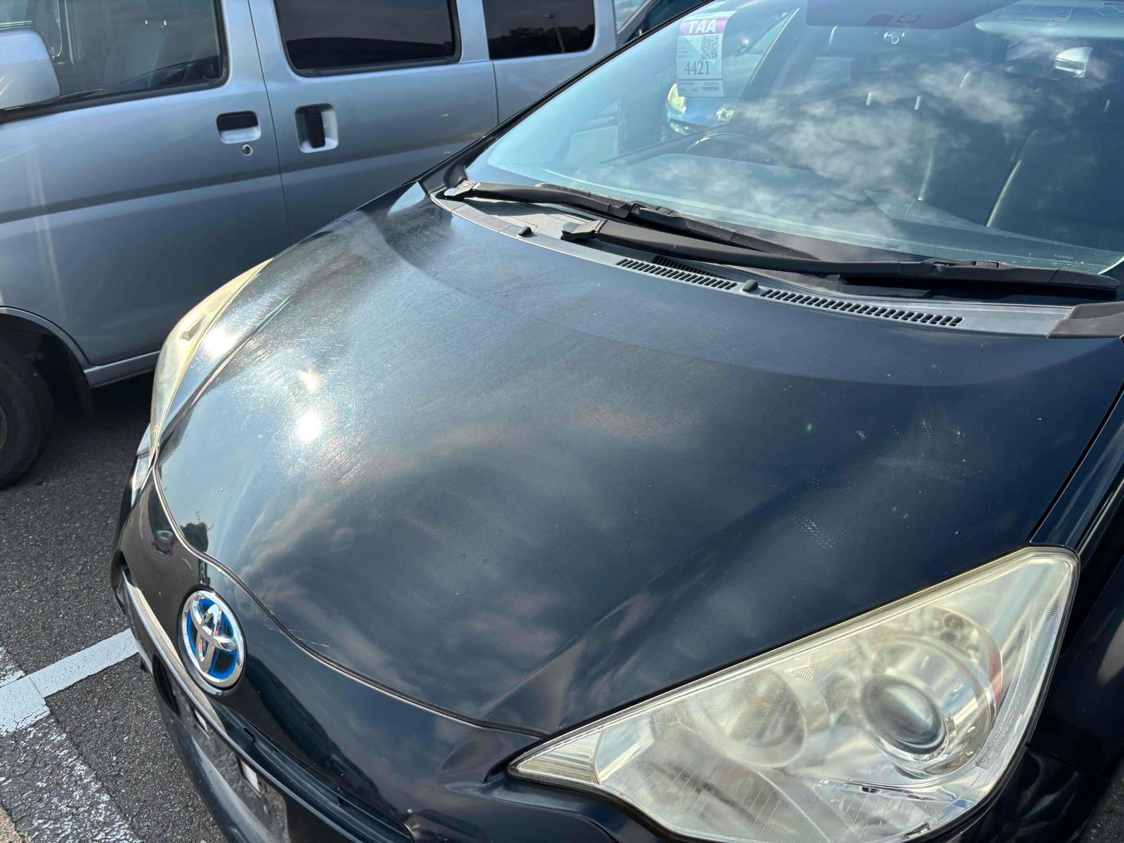 TOYOTA AQUA G BLACK LEATHER Image 9