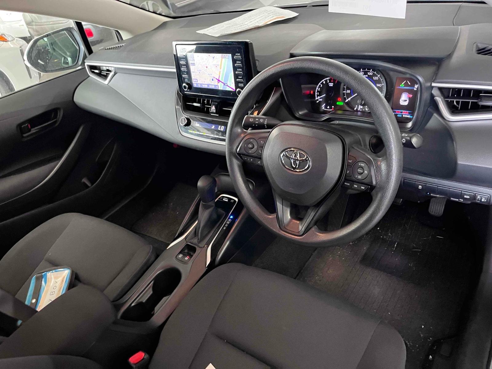TOYOTA COROLLA TOURING  HYBRID G-X Image 8