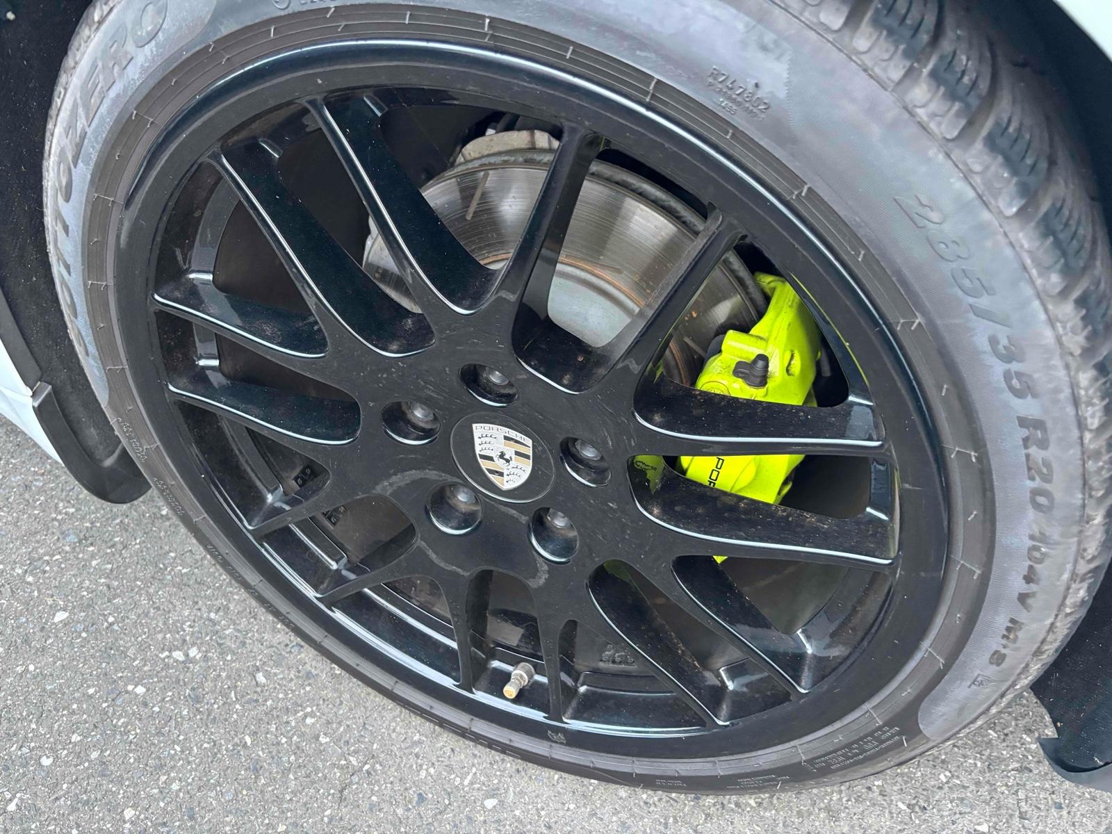 PORSCHE PANAMERA S HYBRID Image 16