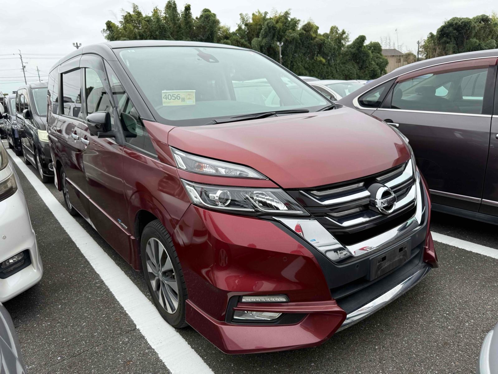2017 Nissan SERENA 107,000 km