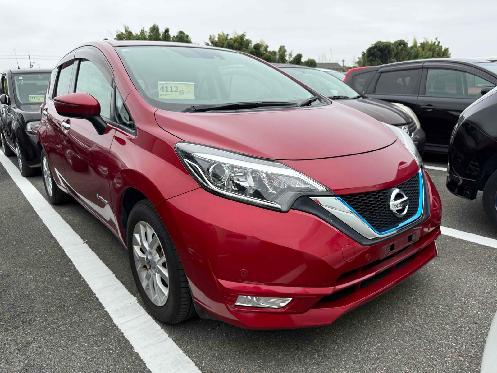 2018 Nissan NOTE 87,000 km