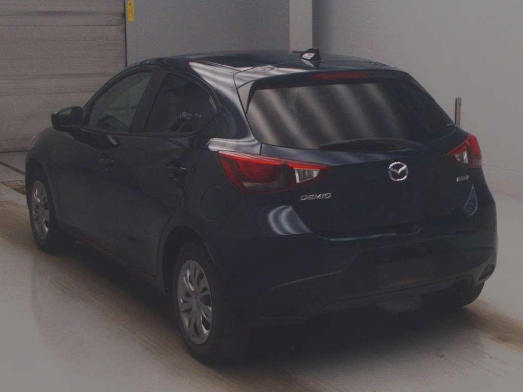 MAZDA DEMIO 15S Image 7