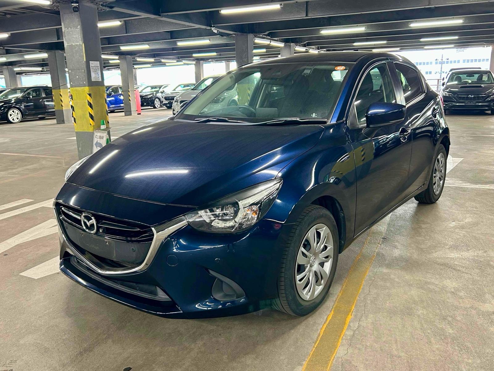 2019 Mazda DEMIO 33,000 km