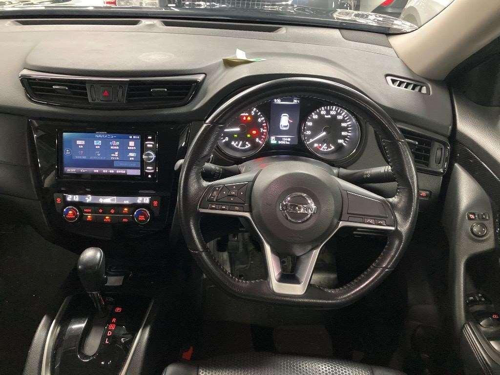 NISSAN XTRAIL 20X 4WD Image 8