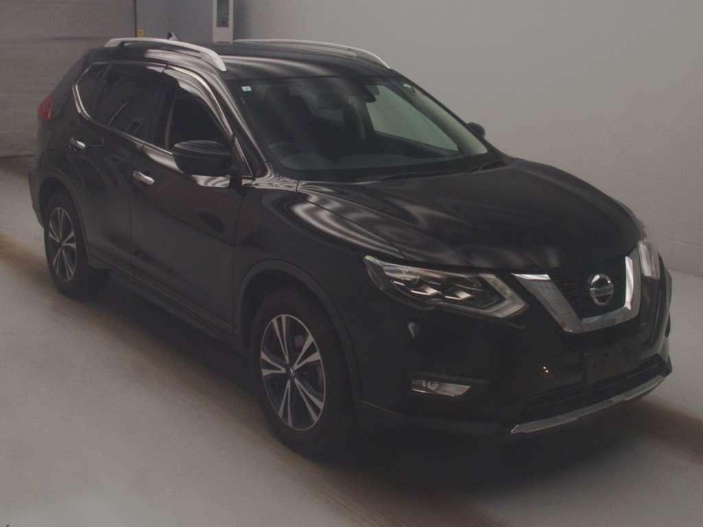 NISSAN XTRAIL 20X 4WD Image 6
