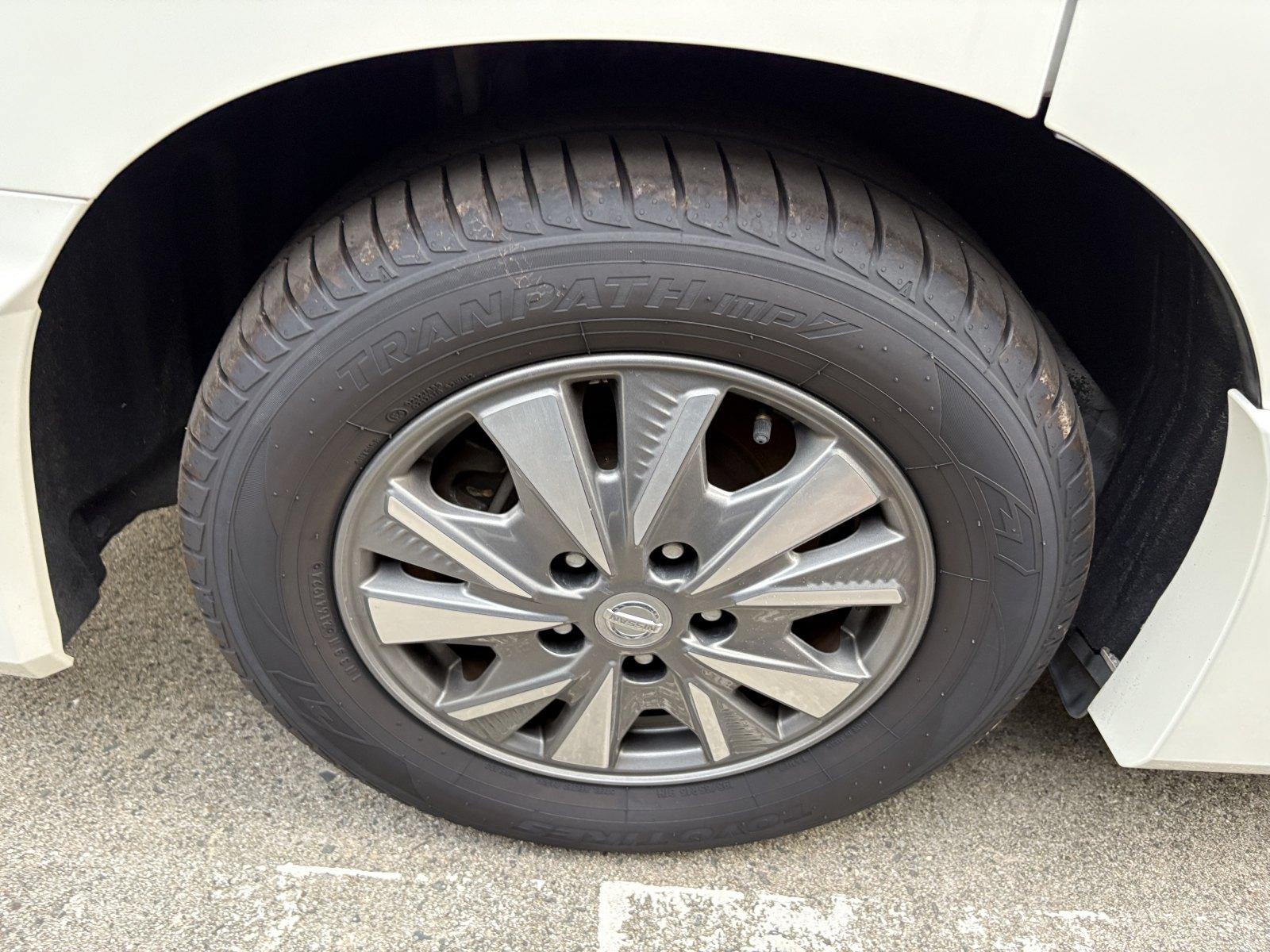 NISSAN SERENA E POWER HIGHWAY STAR V Image 12