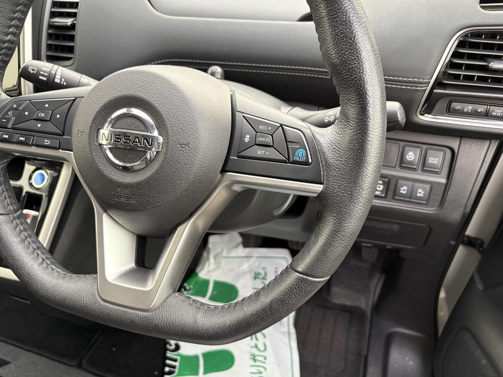 NISSAN SERENA E POWER HIGHWAY STAR V Image 6