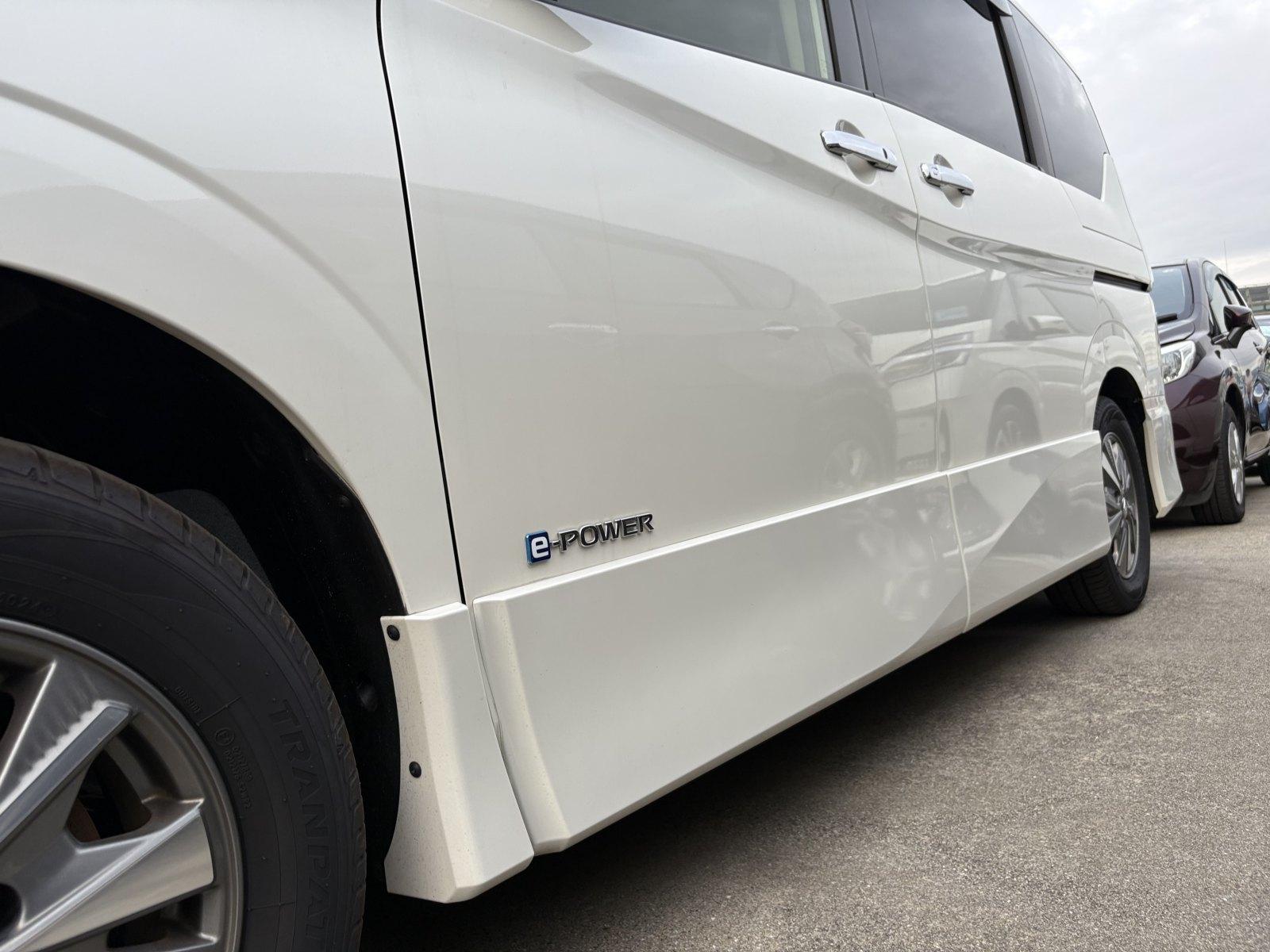 NISSAN SERENA E POWER HIGHWAY STAR V Image 20