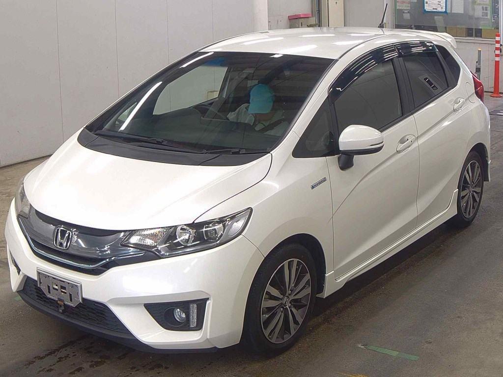 HONDA FIT HYBRID S PACKAGE Image 4