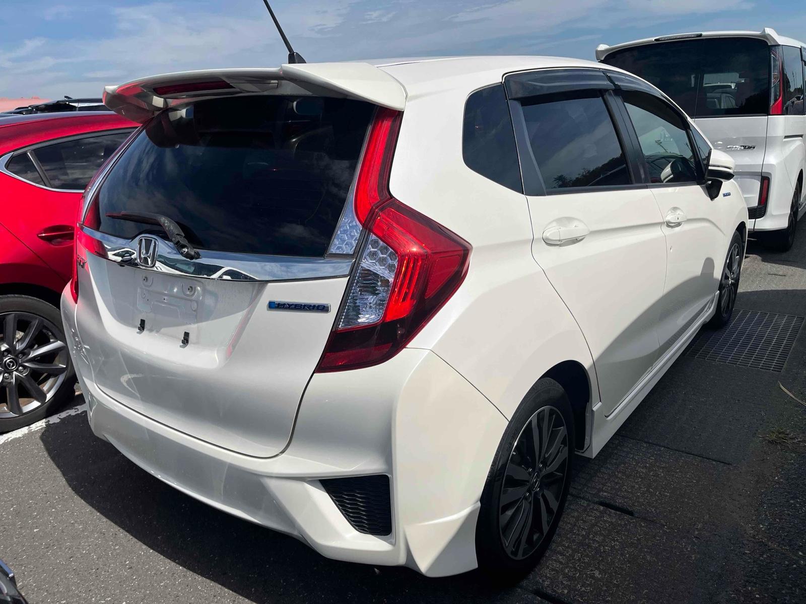 HONDA FIT HYBRID S PACKAGE Image 11