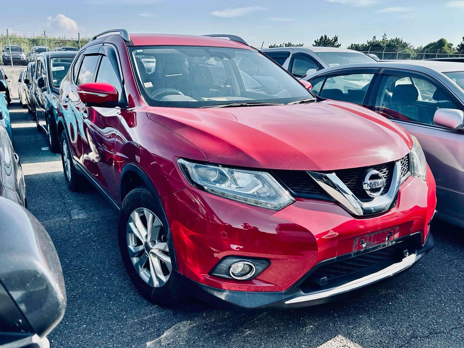 2016 Nissan X-TRAIL 58,600 km
