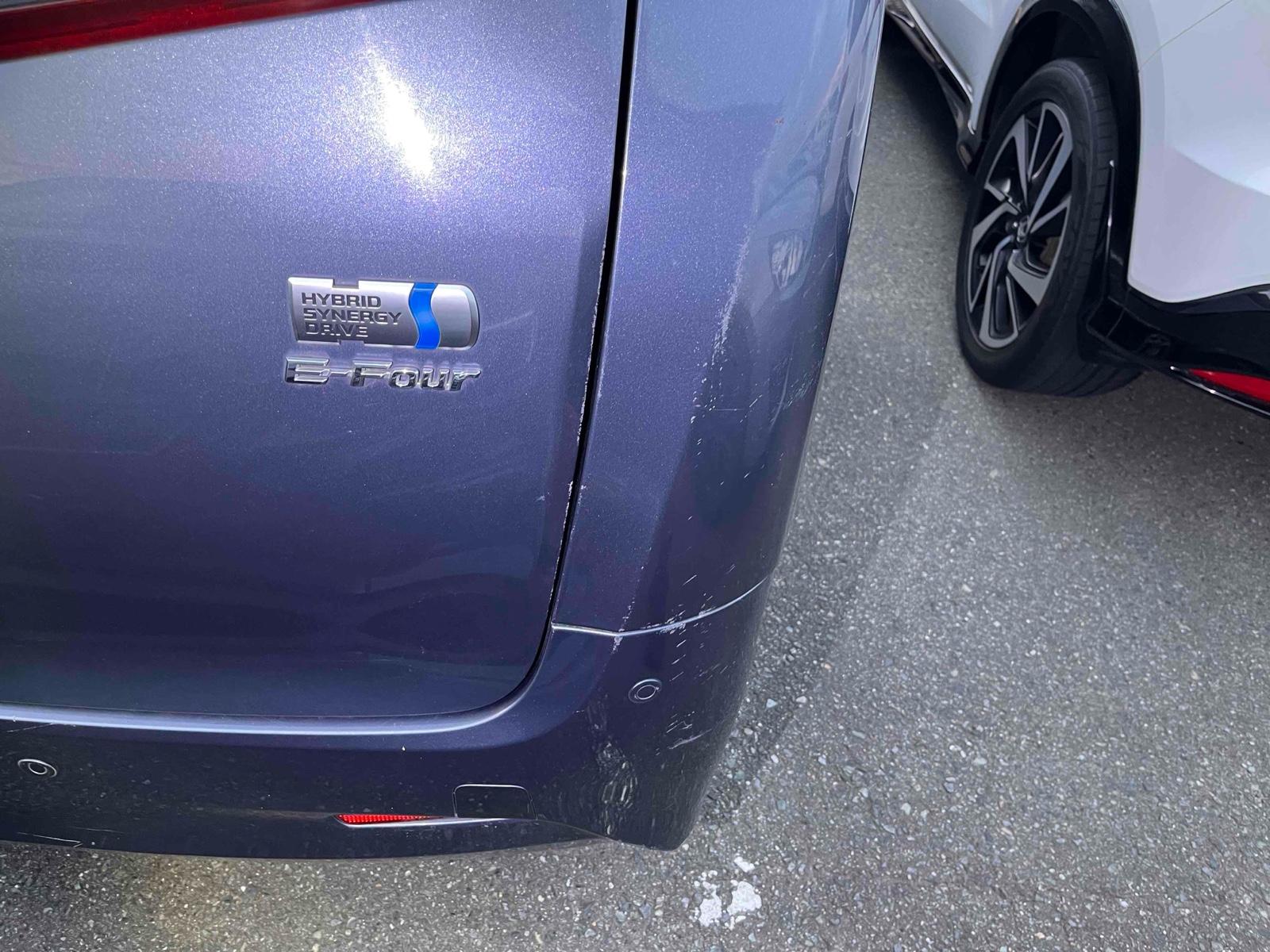 TOYOTA ALPHARD HYBRID 4WD X Image 28
