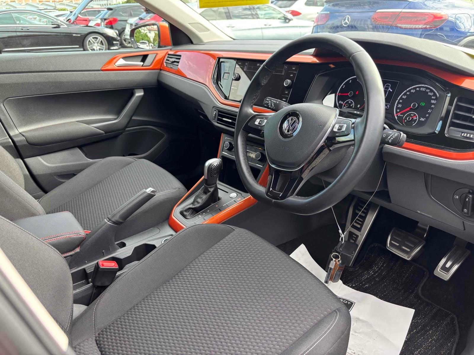 VOLKSWAGEN POLO COMFORTLINE  LTD Image 3